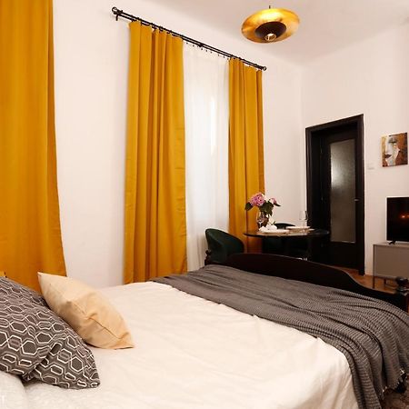 Bohemian Central Concept Studio Bucharest Luaran gambar
